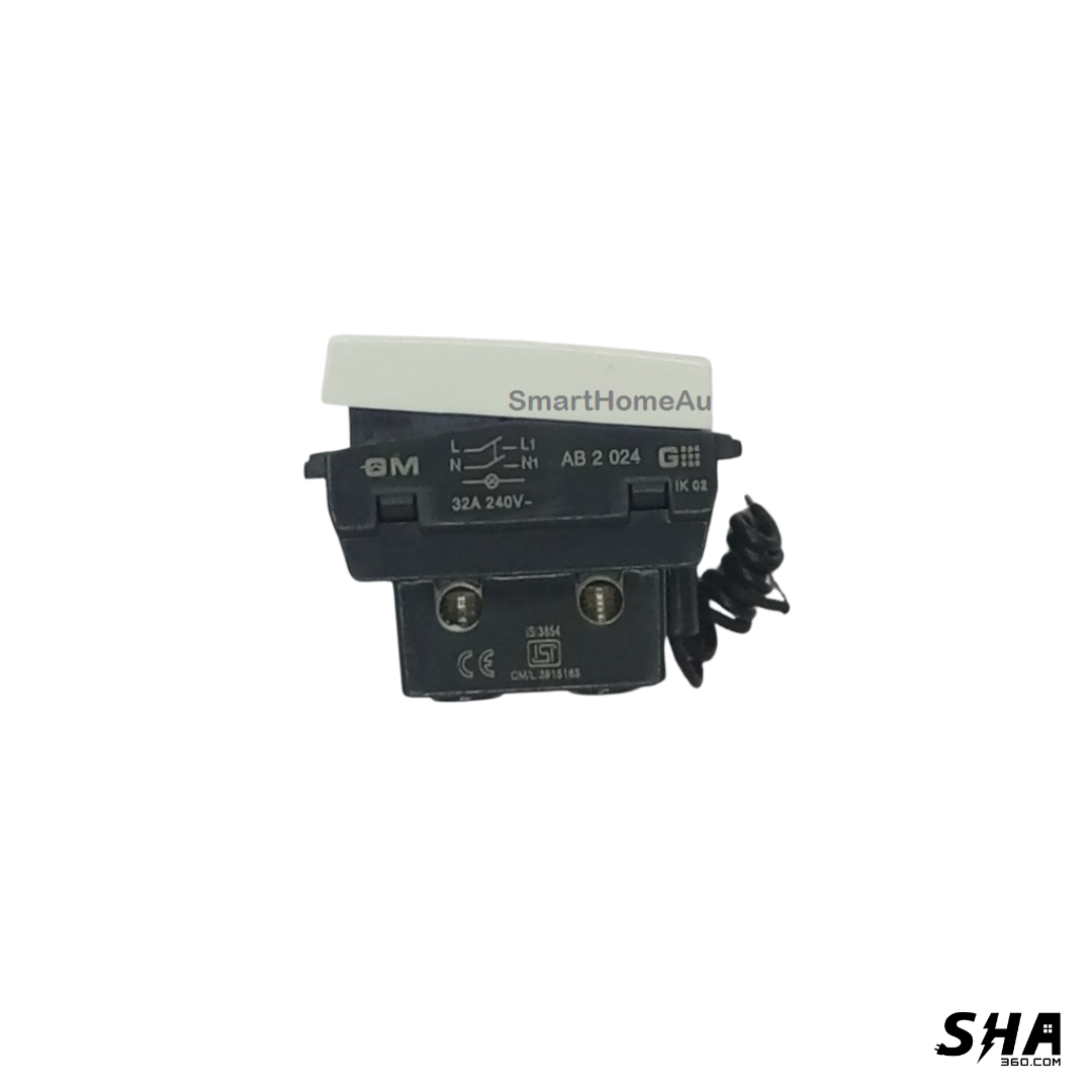 GM Modular G-Nine Viva 32A DP 1-Way Switch with LED indicator (White) AB 2 024 - Sha360 GM Modular G-Nine Viva 32A DP 1-Way Switch with LED indicator (White) AB 2 024 - Sha360